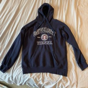University, Vienna sweatshirt